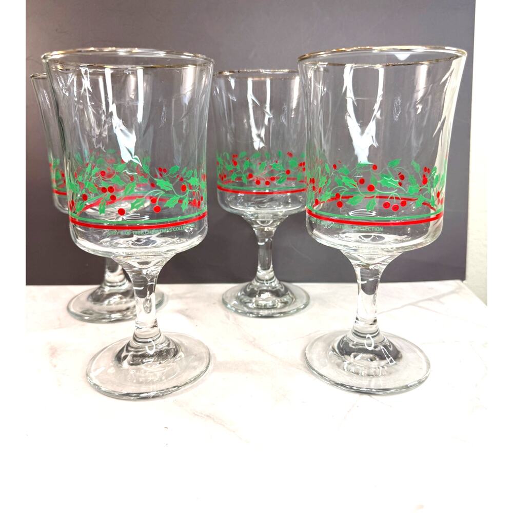 1985 - 1987 Arby's Christmas Holly Berry Wine Goblets Set of 4 by Libbey